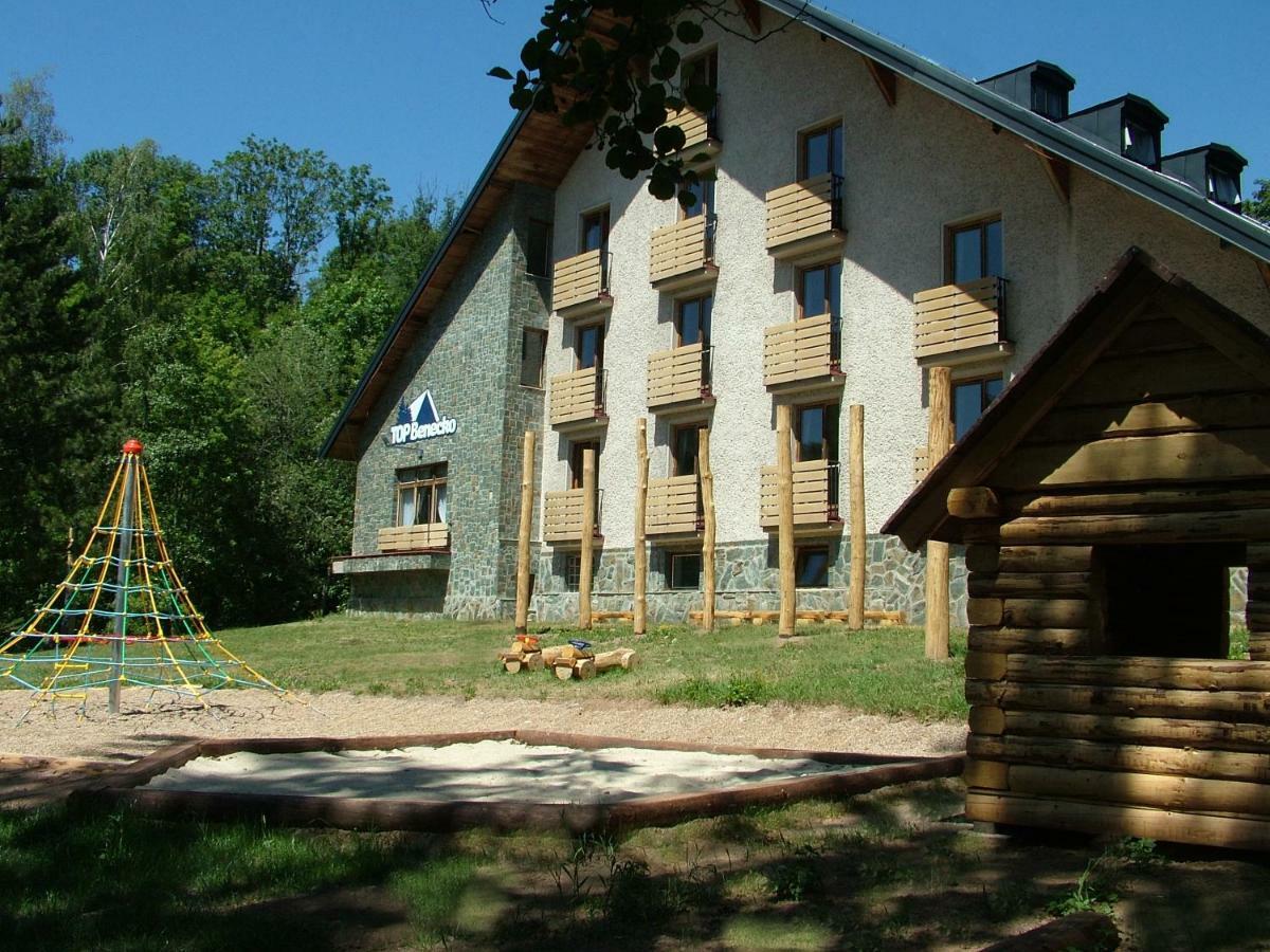 Profamily Hotel Top Бенецко Екстериор снимка